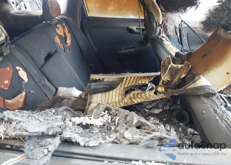 2015 Volvo Xc60 T5 z USA, uszkodzony, nr VIN YV440MDJ5F2681052